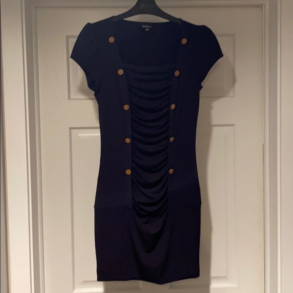 Allen B. Dress size XS
